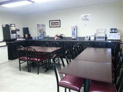фото отеля Super 8 Motel Whites Creek Nashville