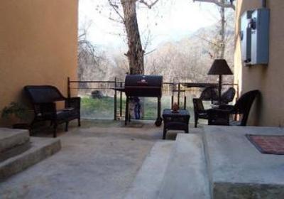 фото отеля Sequoia Riverfront Cabins