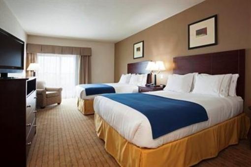 фото отеля Holiday Inn Express Hotel & Suites Antigo