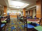 фото отеля Holiday Inn Express Hotel & Suites Antigo