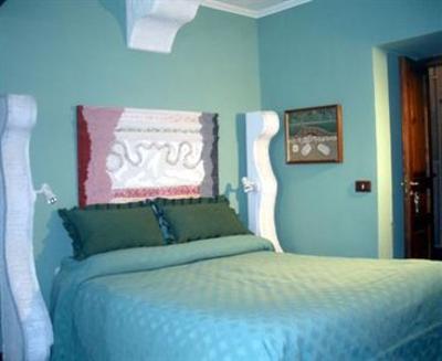 фото отеля Bed & Breakfast Donna Regina Naples