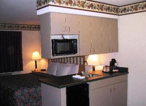 фото отеля GuestHouse Inn & Suites Tumwater