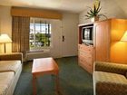 фото отеля Ramada Inn & Suites Costa Mesa Newport Beach