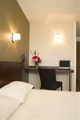 фото отеля Hotel Valpre Ecully
