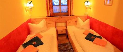 фото отеля Ferienhof Beim Waicher Hotel Ruhpolding