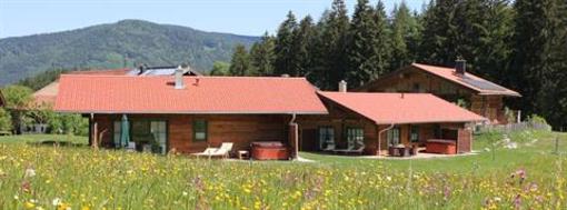 фото отеля Ferienhof Beim Waicher Hotel Ruhpolding