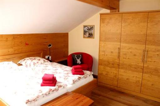 фото отеля Ferienhof Beim Waicher Hotel Ruhpolding