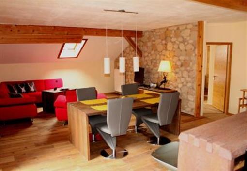 фото отеля Ferienhof Beim Waicher Hotel Ruhpolding