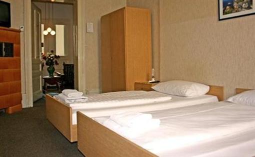 фото отеля Pension Bruns Frankfurt am Main