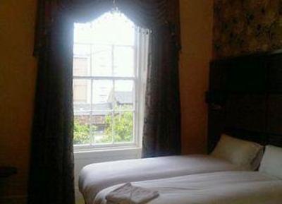 фото отеля Kaimes Guest House Edinburgh