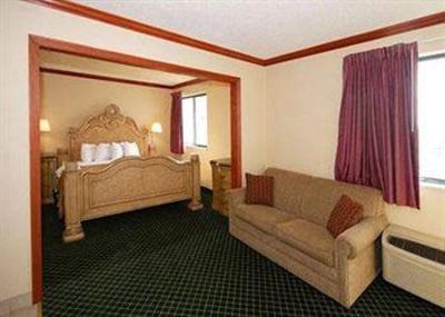 фото отеля Quality Inn & Suites Romulus
