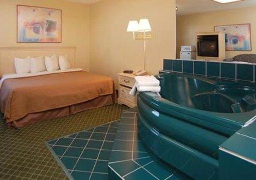 фото отеля Quality Inn & Suites Romulus