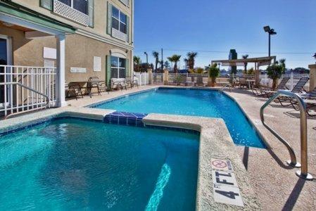фото отеля Country Inn & Suites By Carlson, Hinesville