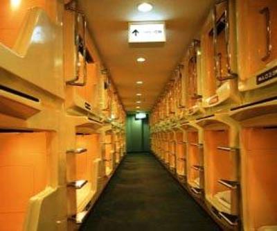 фото отеля Capsule Hotel Asahi Plaza Shinsaibashi