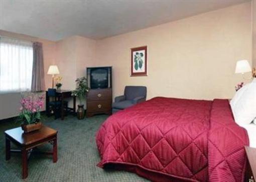фото отеля Comfort Inn West