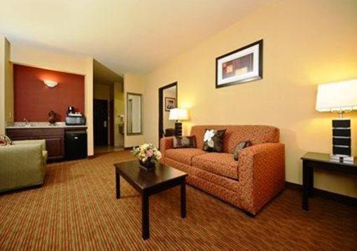 фото отеля Comfort Inn West