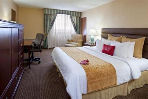 фото отеля Crowne Plaza Columbus North
