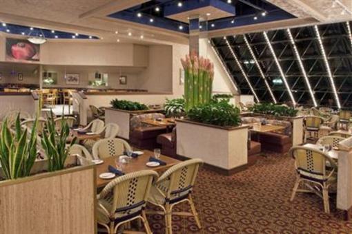 фото отеля Crowne Plaza Columbus North