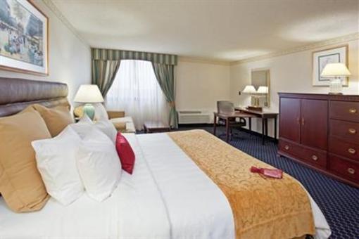 фото отеля Crowne Plaza Columbus North
