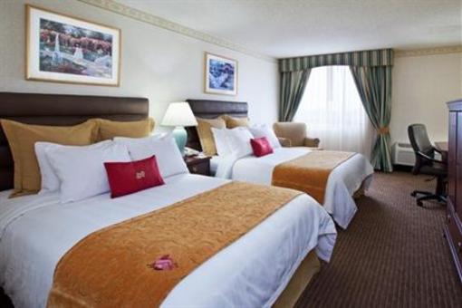 фото отеля Crowne Plaza Columbus North