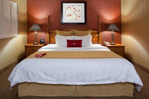 фото отеля Crowne Plaza Columbus North