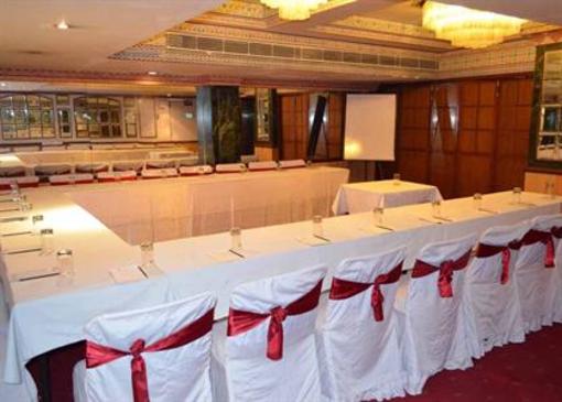 фото отеля Grand Sartaj Hotel New Delhi