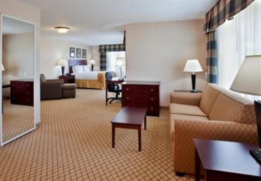 фото отеля Holiday Inn Express & Suites Wichita Airport