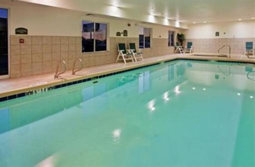 фото отеля Holiday Inn Express & Suites Wichita Airport