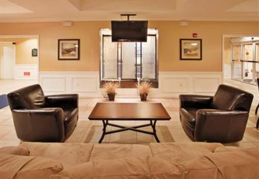 фото отеля Holiday Inn Express & Suites Wichita Airport