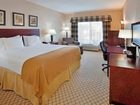 фото отеля Holiday Inn Express & Suites Wichita Airport