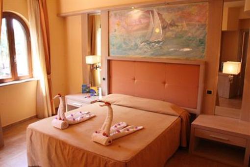 фото отеля Hotel Residence Solemare Ricadi