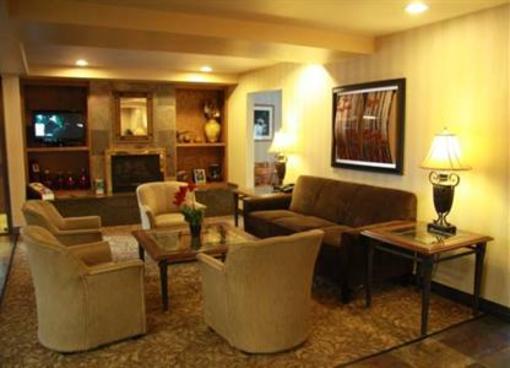 фото отеля Baymont Inn & Suites Kirkland