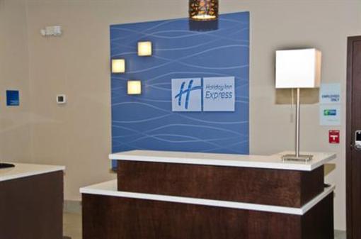 фото отеля Holiday Inn Express Hotel & Suites Columbus - Easton