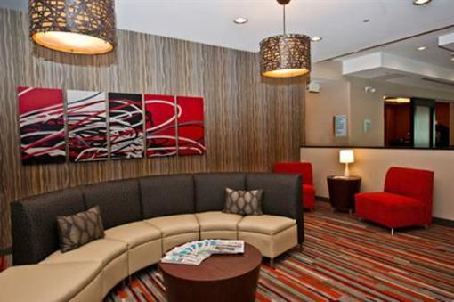 фото отеля Holiday Inn Express Hotel & Suites Columbus - Easton