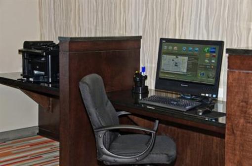 фото отеля Holiday Inn Express Hotel & Suites Columbus - Easton