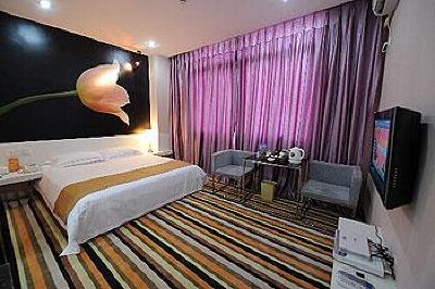 фото отеля Youth Sunshine Apartment Hotel Xiamen Siming Houbin