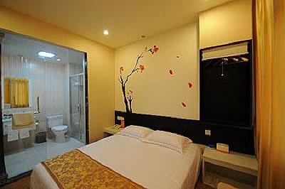 фото отеля Youth Sunshine Apartment Hotel Xiamen Siming Houbin