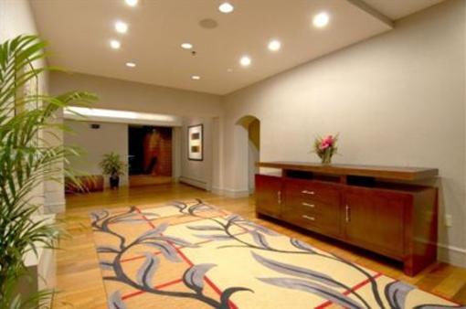 фото отеля Centennial Inn Concord (New Hampshire)