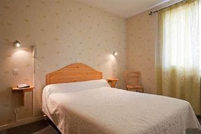 фото отеля Hotel Adelie Montagny-les-Beaune