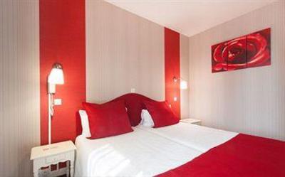 фото отеля Hotel Adelie Montagny-les-Beaune