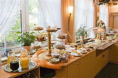 фото отеля Acht Linden Hotel