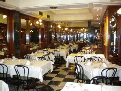 фото отеля Hostal Santa Marta Aranjuez