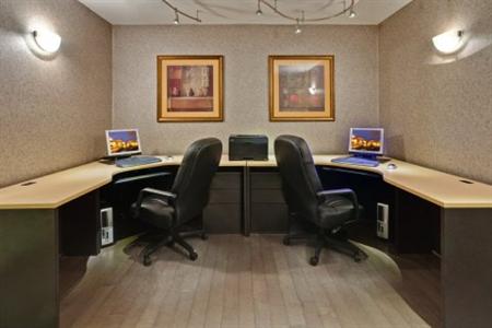 фото отеля Holiday Inn Cambridge City