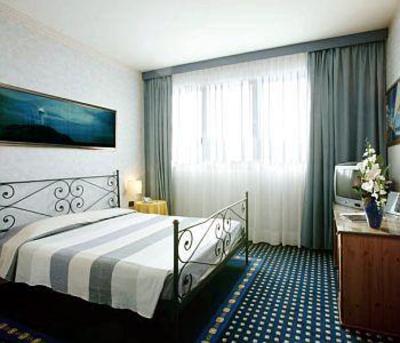 фото отеля Nettuno Hotel Bologna