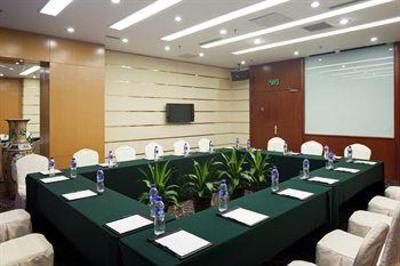 фото отеля Holiday Inn Express City Centre Dalian