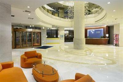 фото отеля Holiday Inn Express City Centre Dalian