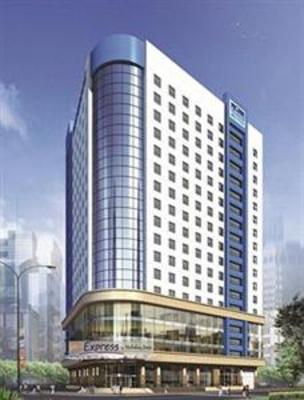 фото отеля Holiday Inn Express City Centre Dalian