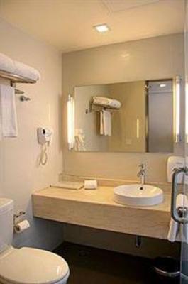 фото отеля Holiday Inn Express City Centre Dalian