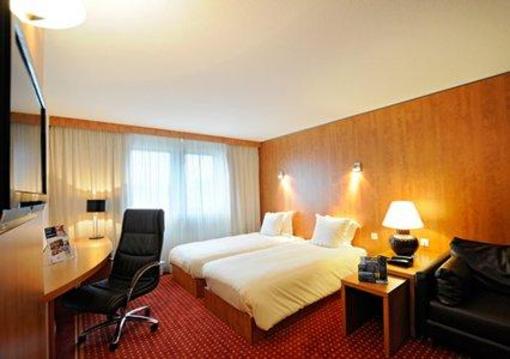 фото отеля Quality Suites Bordeaux Aeroport