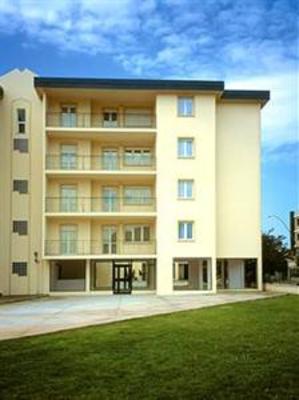 фото отеля Le Tour Hotel